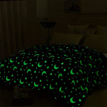 Load image into Gallery viewer, Glow In The Dark Luminous Blanket For Kids
